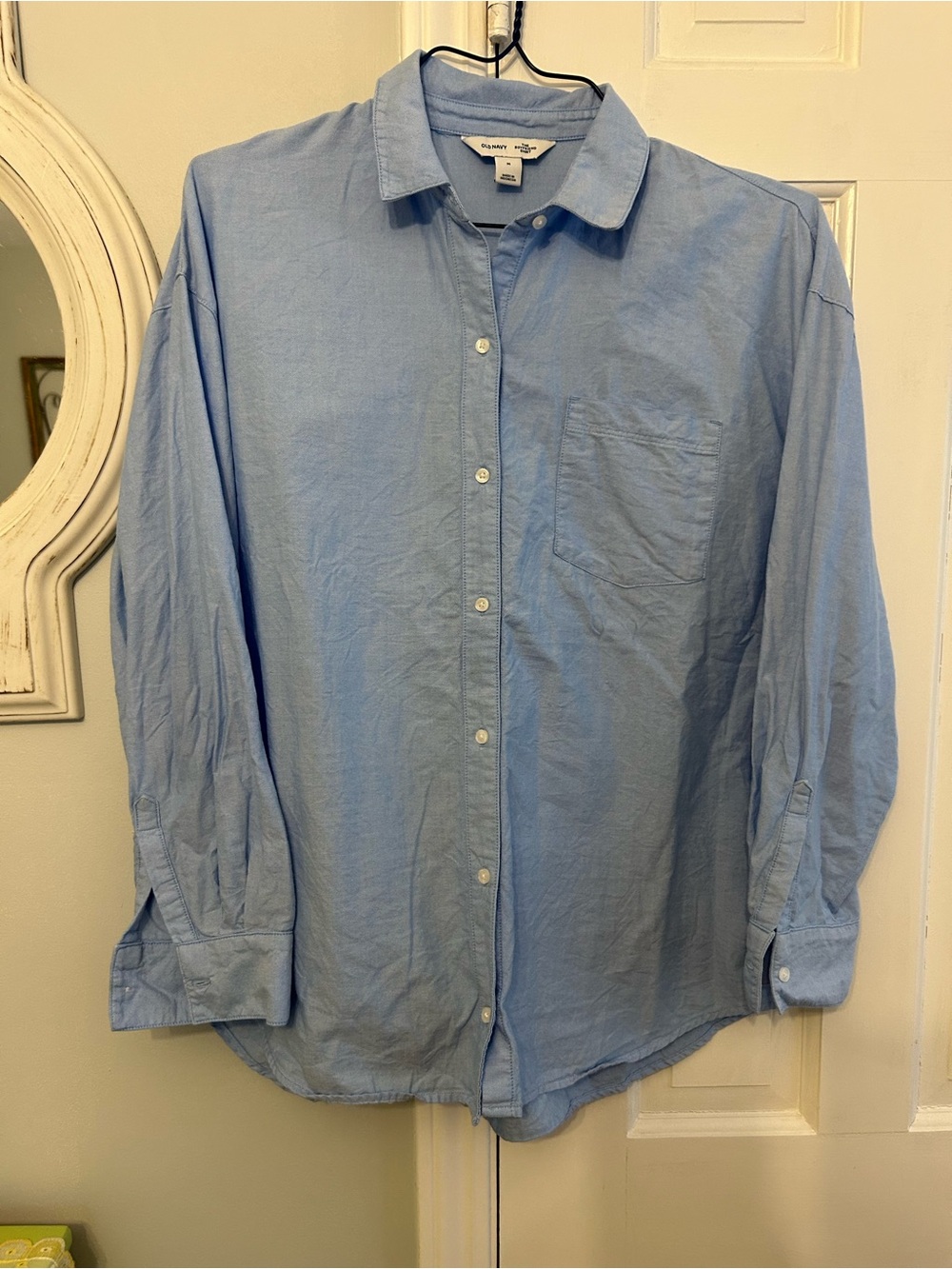 Old Navy Light Blue Button-Down Shirt